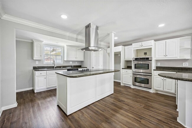 Foto del edificio - 7150 Mobud Dr