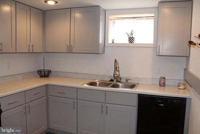 Foto del edificio - 3820 Allison St