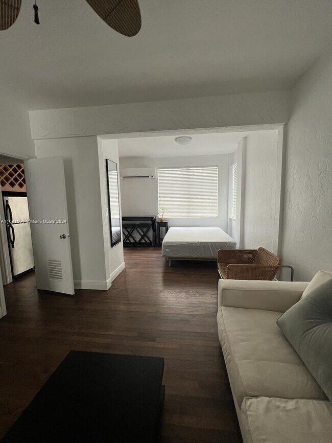 Foto del edificio - 135-133 3rd St