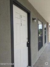 Building Photo - 701 S College Rd