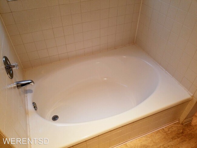 Building Photo - 2 br, 2.5 bath House - 11445 Madera Rosa Way