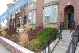 Building Photo - 7772 E 29th Ave