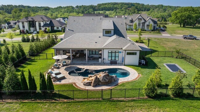 Foto del edificio - 6304 Percheron Ln