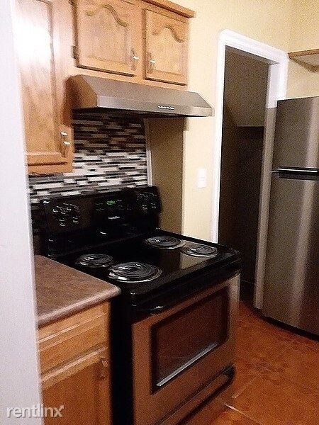 Foto del edificio - 3 br, 1.5 bath House - 1052 Pennfield Road