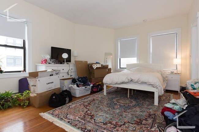 Photo - 9/1 No Fee! Charming, cozy Studio near Longwood/Fenway/Kenmore Apartment