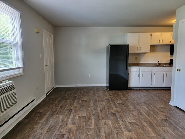 Foto del edificio - 2112 Stone Mill Rd