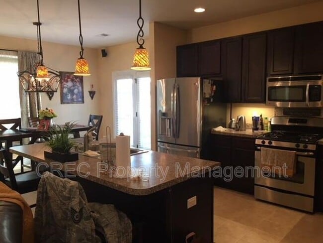 Building Photo - 322 Weeping Willow Way