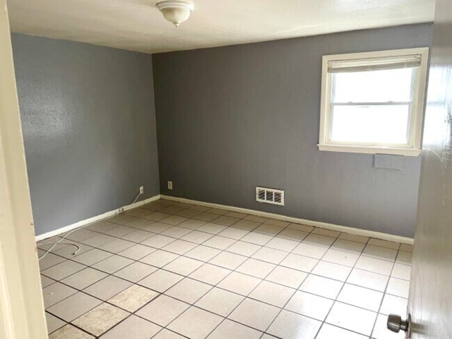 Foto del edificio - 4360 N. 28th