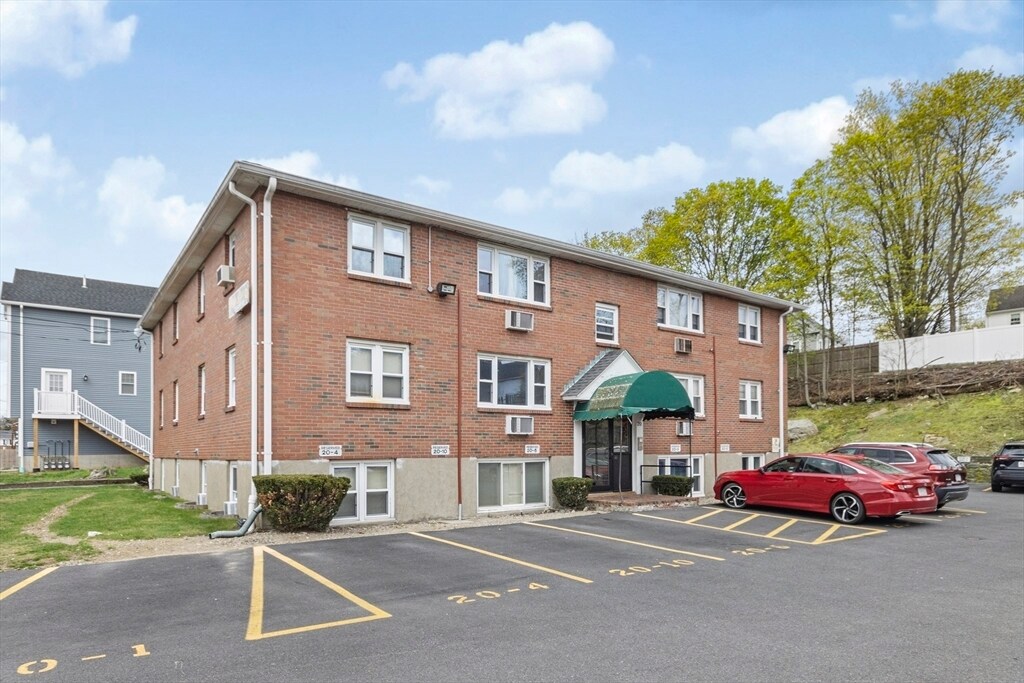 20 Miller St Unit 11, Quincy, MA 02169 Room for Rent in Quincy, MA