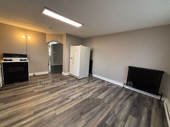 Foto del edificio - 55 Forest Glen Ave