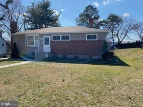 Building Photo - 2503 Lakewood Ct
