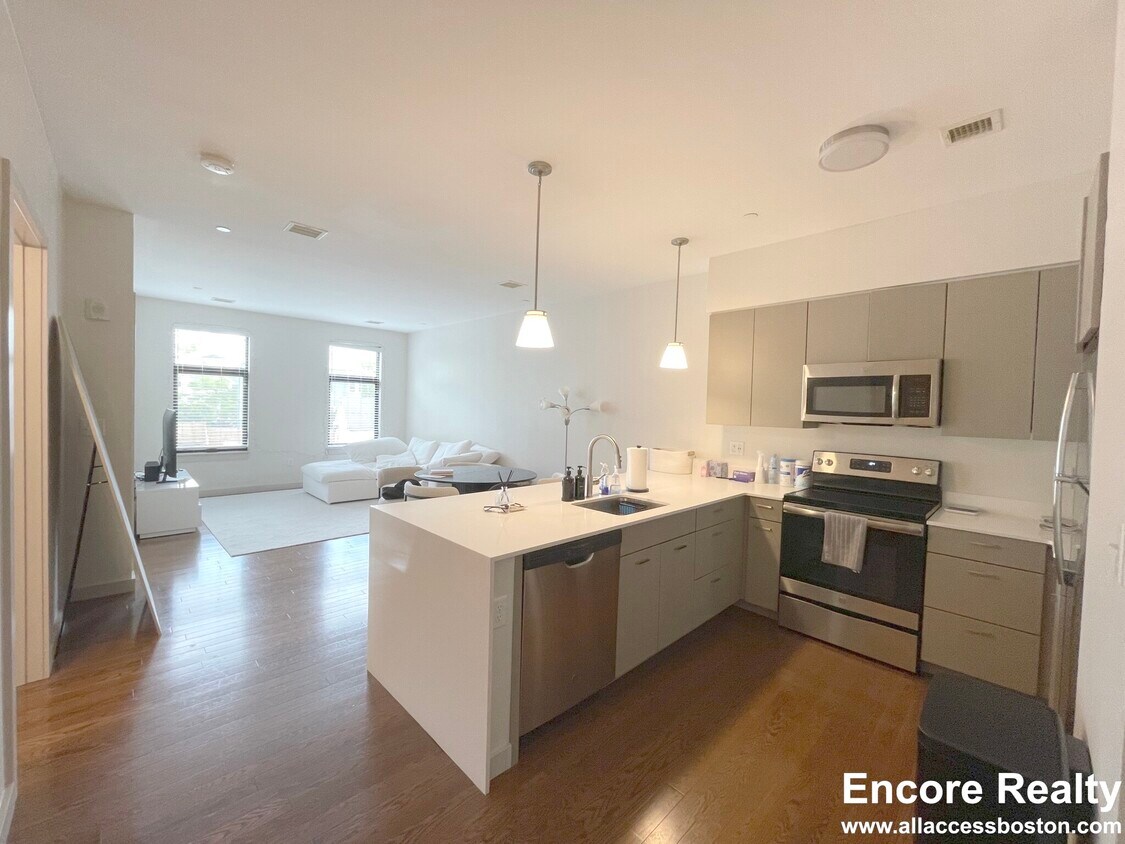 Foto principal - 455 Harvard St