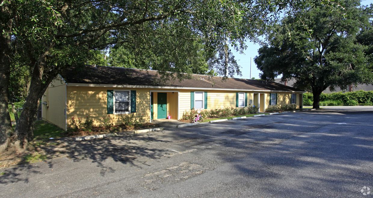 Foto principal - Village Trace Apartments