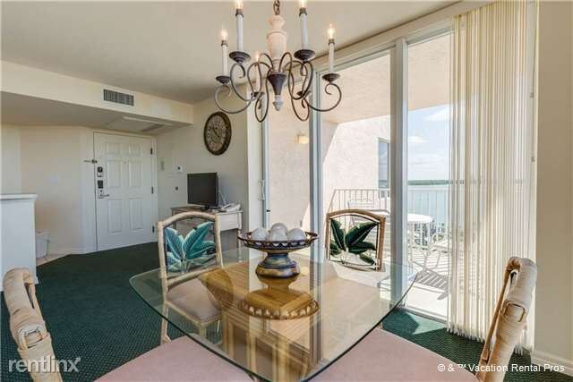 Building Photo - 8771 Estero Blvd