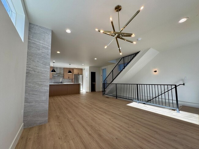 Photo - 1275-1279 Meade St Townhome