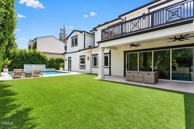 Foto del edificio - 10331 Valley Spring Ln