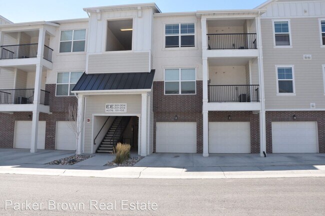Building Photo - 3 br, 2 bath House - 4076 W 1530 N EE-301