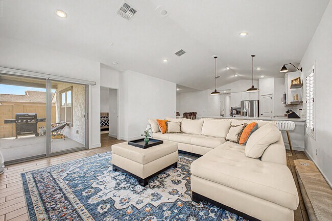 Foto del edificio - 42385 W Vincent Dr
