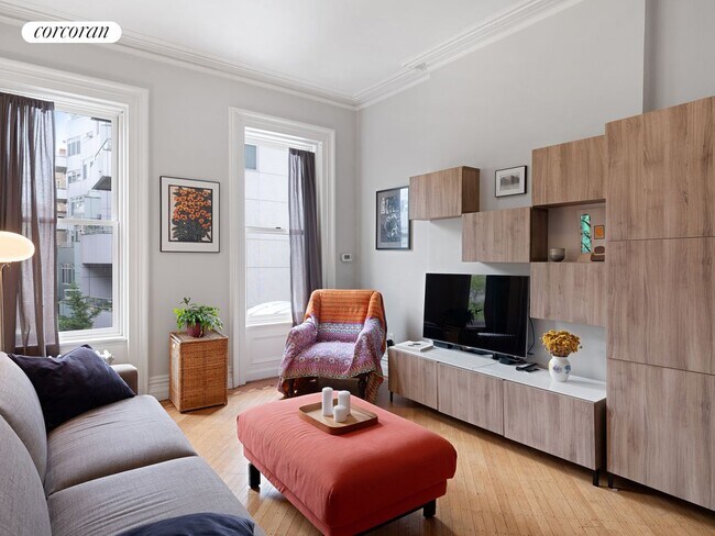 Foto del edificio - 75 Willoughby Ave