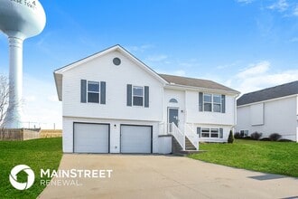 Building Photo - 12575 NW Oak Ridge
