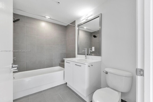 Foto del edificio - 92 SW 3rd St