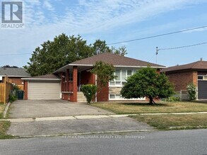 Building Photo - 37 GOODERHAM Dr