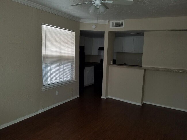 Foto del edificio - 4040 Brown St