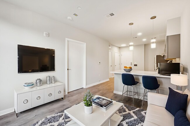 Building Photo - Edgewood Commons