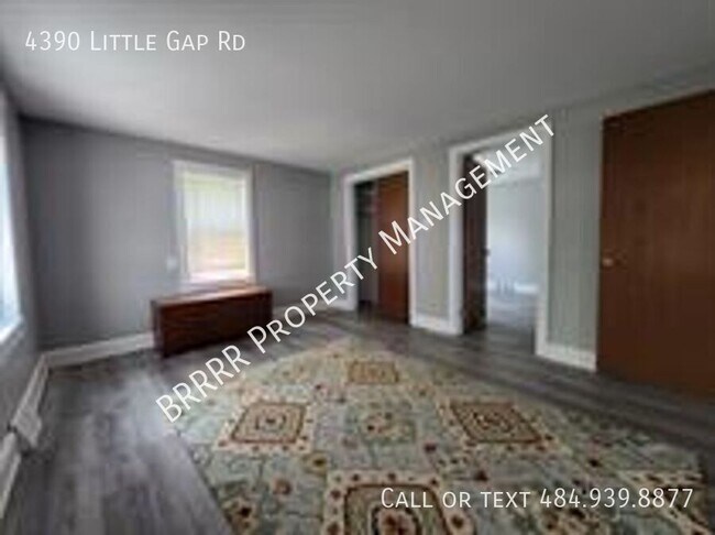 Foto del edificio - 4390 Little Gap Rd