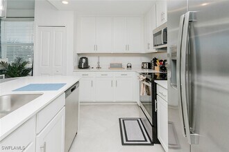 Building Photo - 5807 Double Eagle Cir