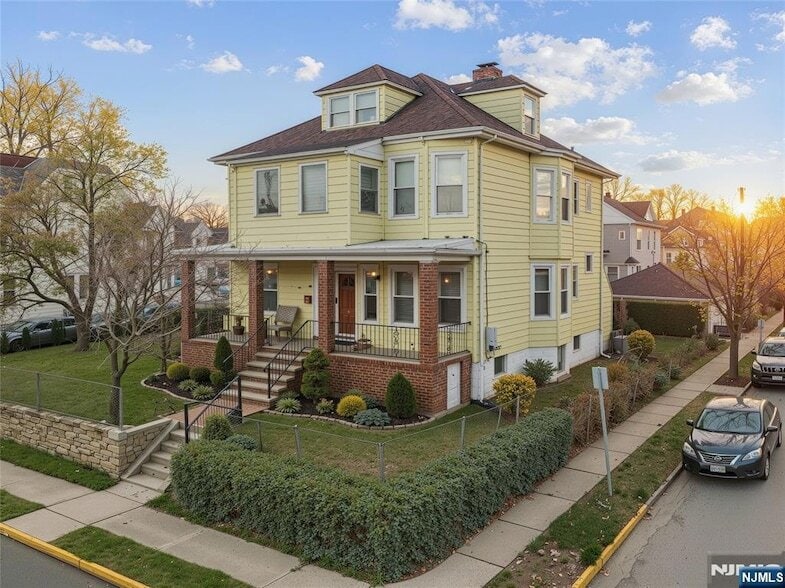 Photo - 287 Hornblower Avenue Unit 1F