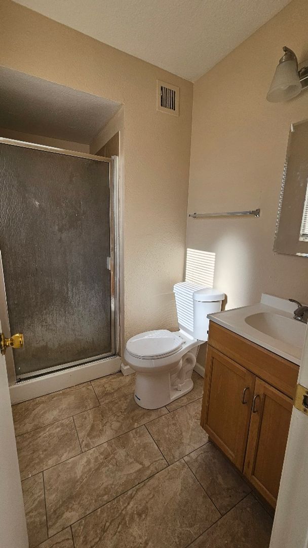 Building Photo - Remodeled Home