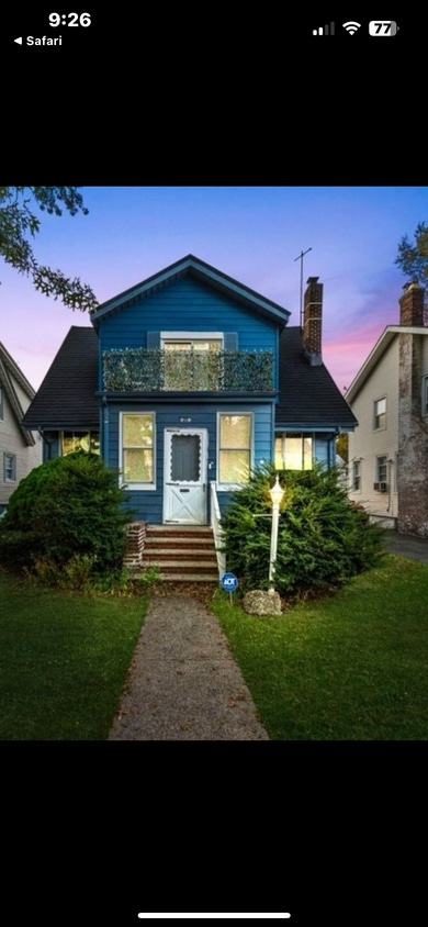 Primary Photo - 25 Grand Ave