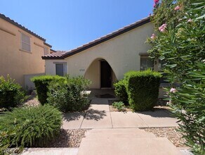 Building Photo - 8560 Barkeria Ct