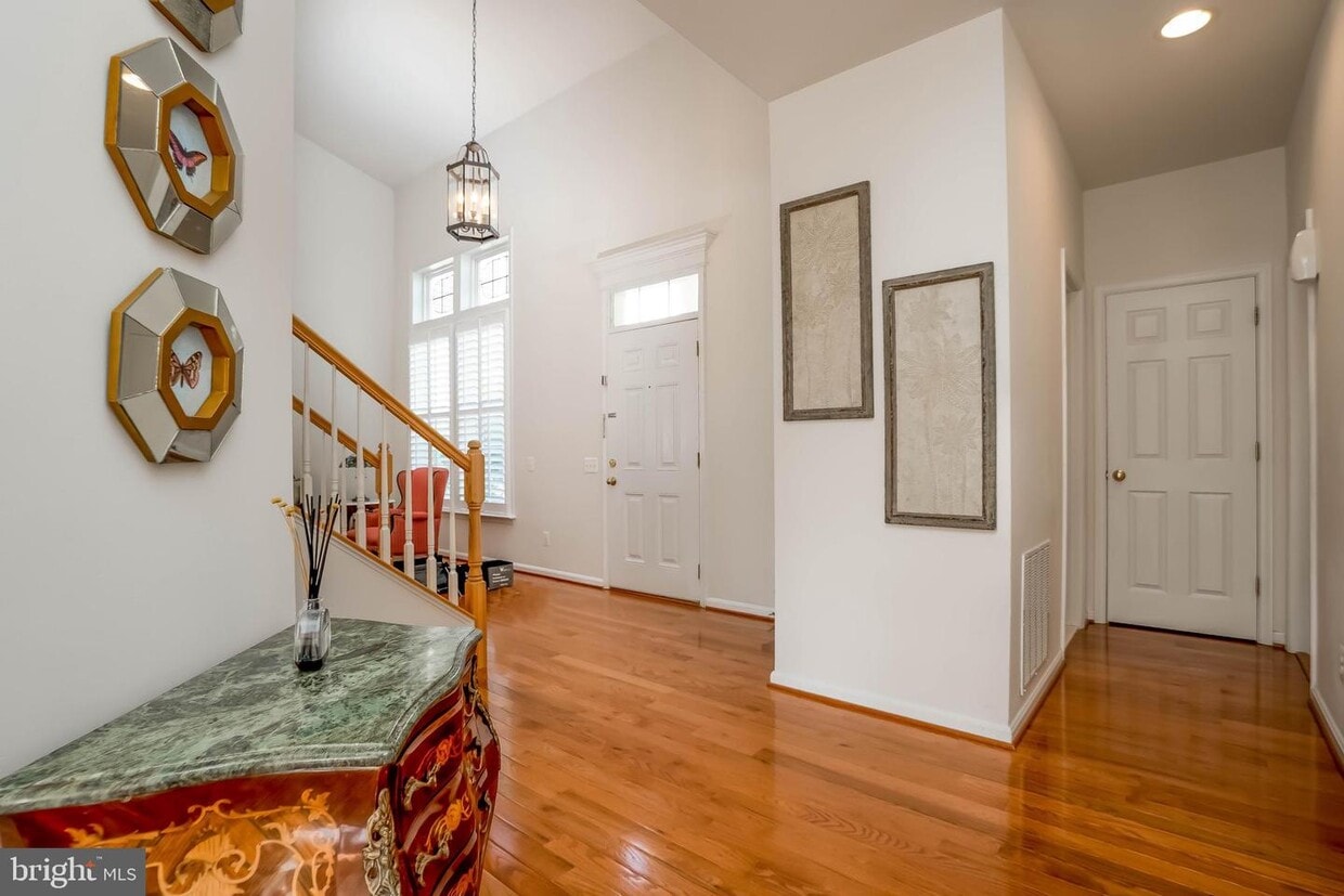 6024 Slippery Rock Rd, Haymarket, VA 20169 House Rental in Haymarket