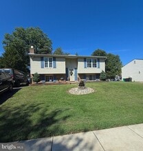 Building Photo - 400 Beech St