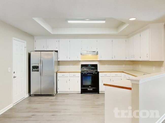 Building Photo - 1720 Ben King Rd