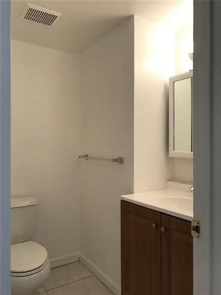 Building Photo - 8031 Lagos De Campo Blvd