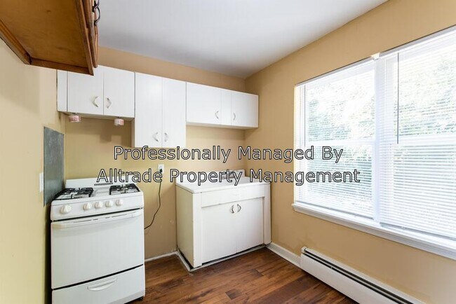 Foto del edificio - 1441 Nightingale Rd