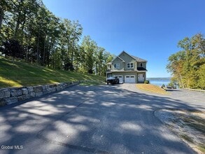 Building Photo - 546 NY-9P