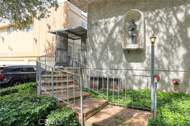 Foto del edificio - 333 Riverdale Dr