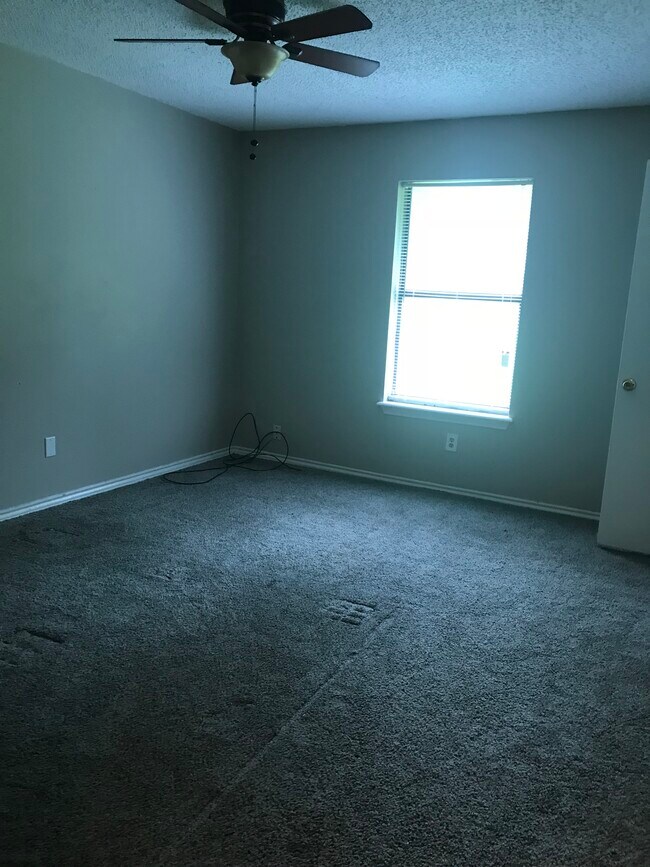 Foto del edificio - 4037 County Road 149