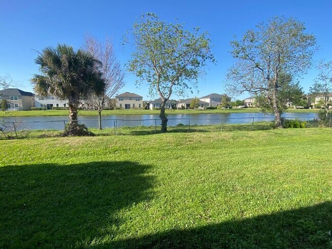 Building Photo - 5171 Vineland Rd., Orlando Fl, 32811