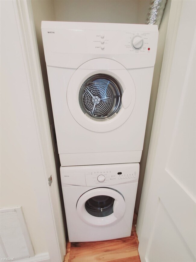 Building Photo - 1 br, 1 bath Condo - 51 Lindale St Apt 1