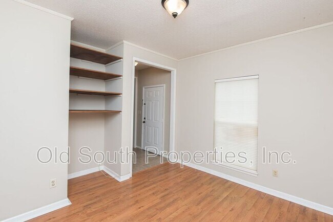 Building Photo - 1702 E Jackson