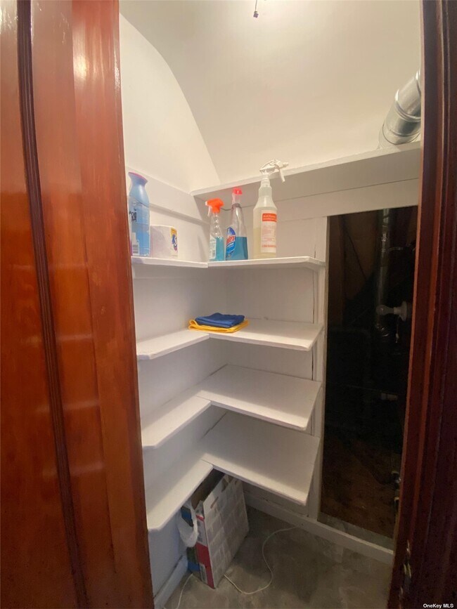 Building Photo - 24-16 Healy Ave