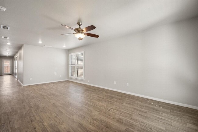 Foto del edificio - Bell Farms - 14409