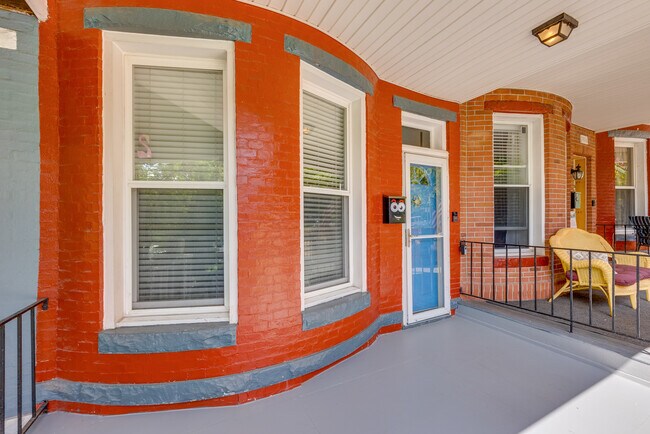 Foto del edificio - 3514 Roland Ave