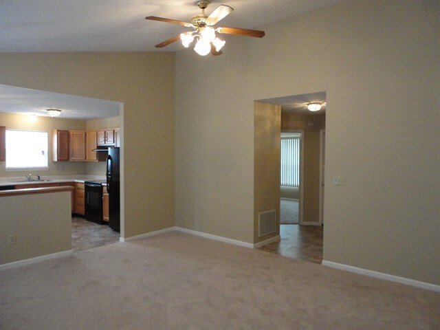 Building Photo - 12960 St Andrews Way