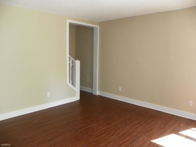 Building Photo - 3 br, 2 bath House - 712 40th Avenue N